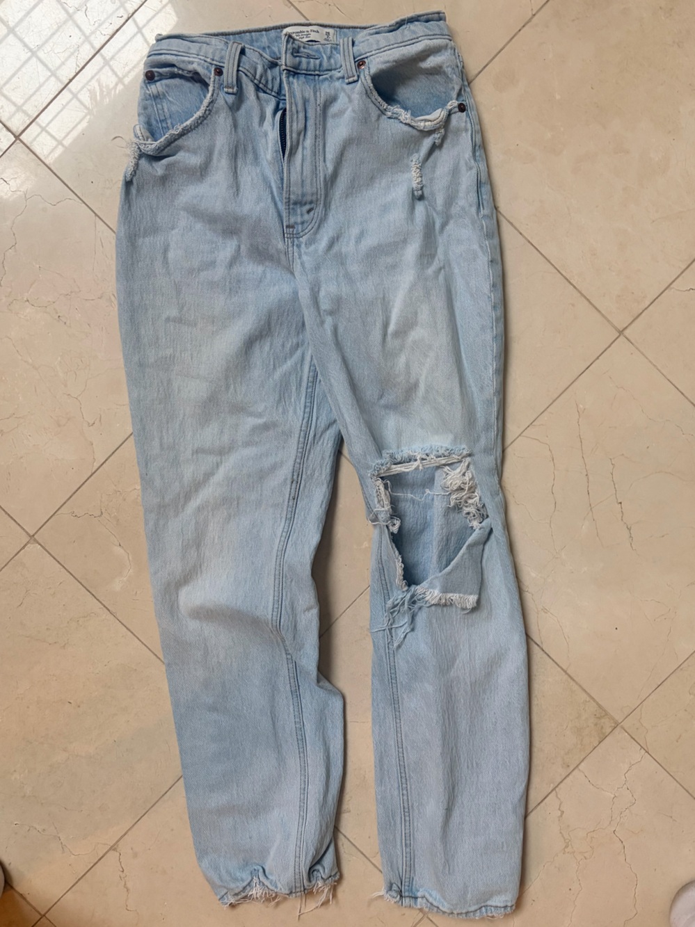 Abercrombie & Fitch Light Blue Distressed Boyfriend Jeans - size 26